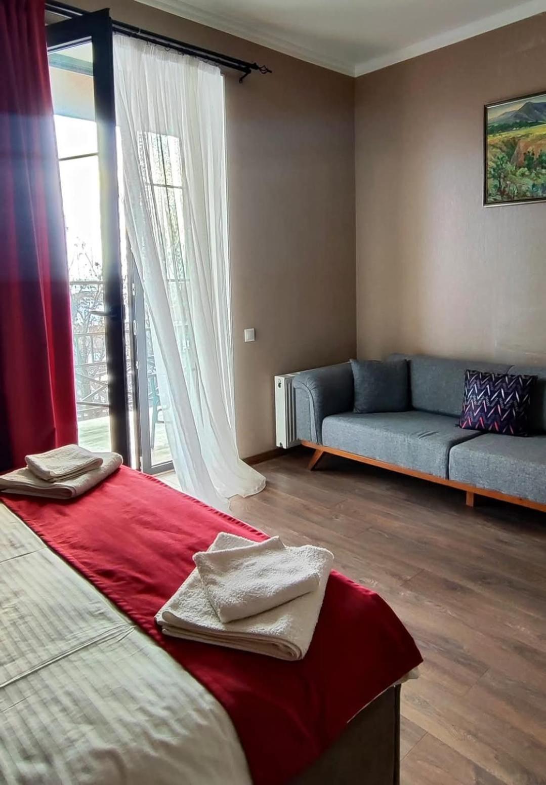 Tsaghkunk Chef House Hotel & Restaurant Sevan Dış mekan fotoğraf